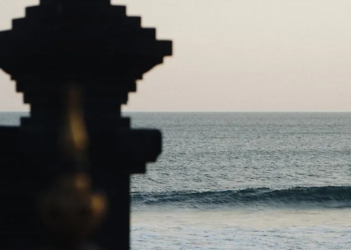 Surf Bali 4*